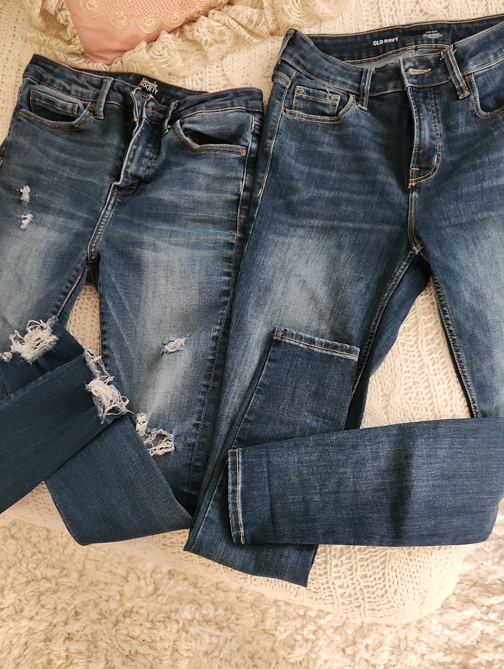 Old Navy Women's Distressed & Classic Skinny Jeans in Medium Blue Wash